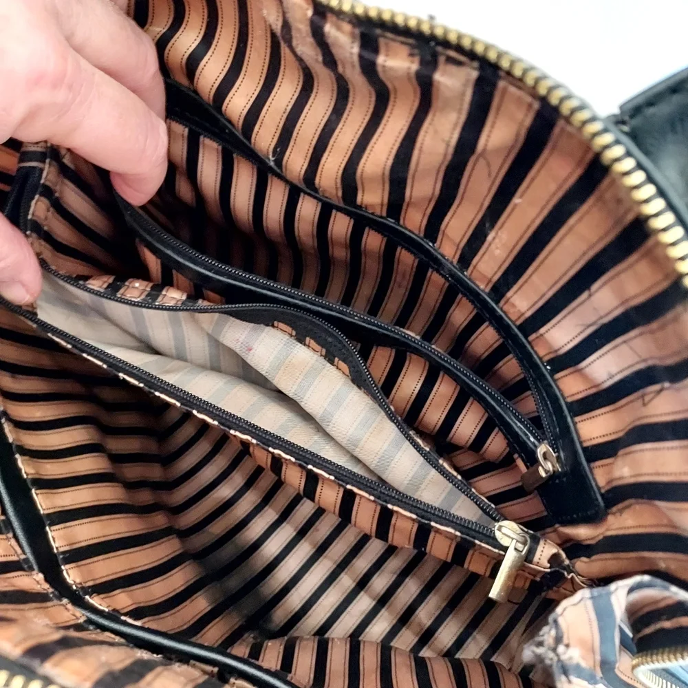 Large Black Tote Purse Bag with faux snake details satin lining - Picture 6 of 16